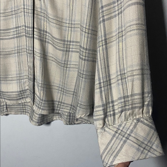 Tuckernuck Ruffle Blouse NWT Women’s XXL Tan Plaid Long Sleeve Collared Shirt - Picture 5 of 15